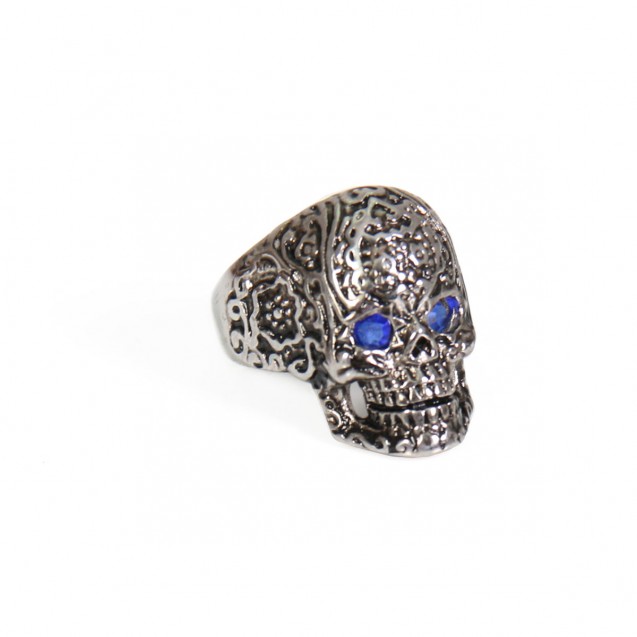 Blue Eye Pattern Skull Ring