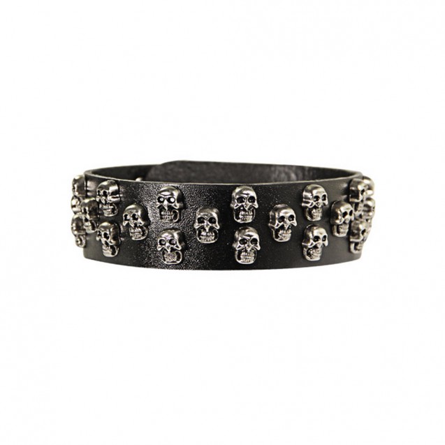 Skull Stud Corium Choker 